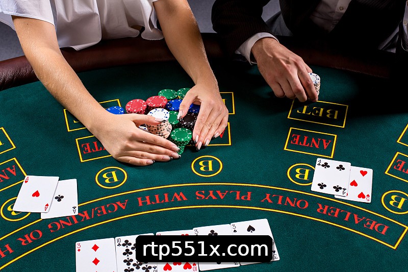 Mesa de Blackjack 551x